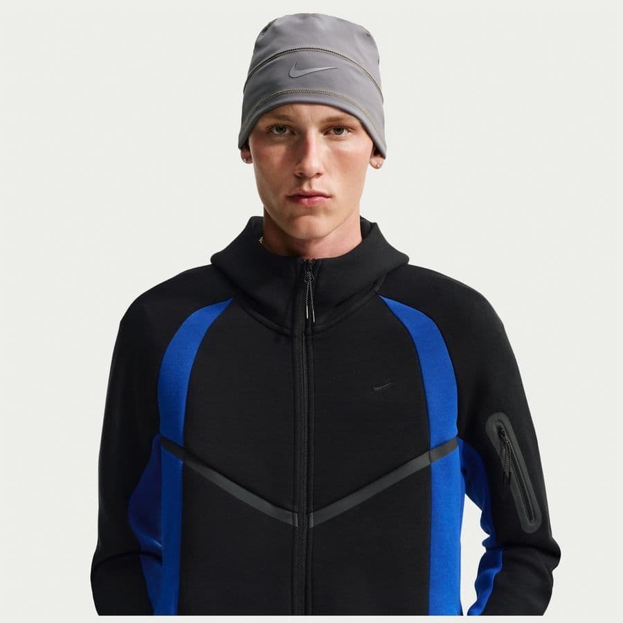 Nike Tech