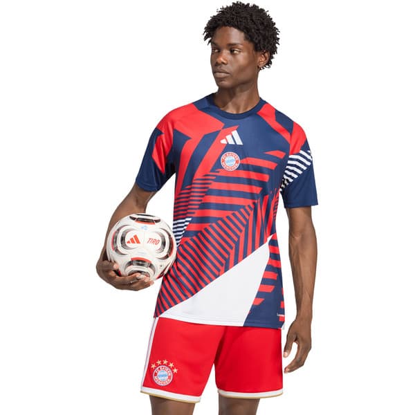 adidas Bayern München Pre-Match Shirt 2026/2027