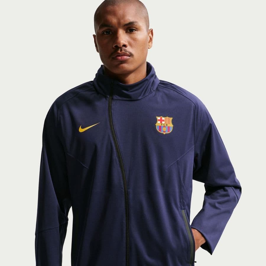 Nike Barcelona Regenjas Shield